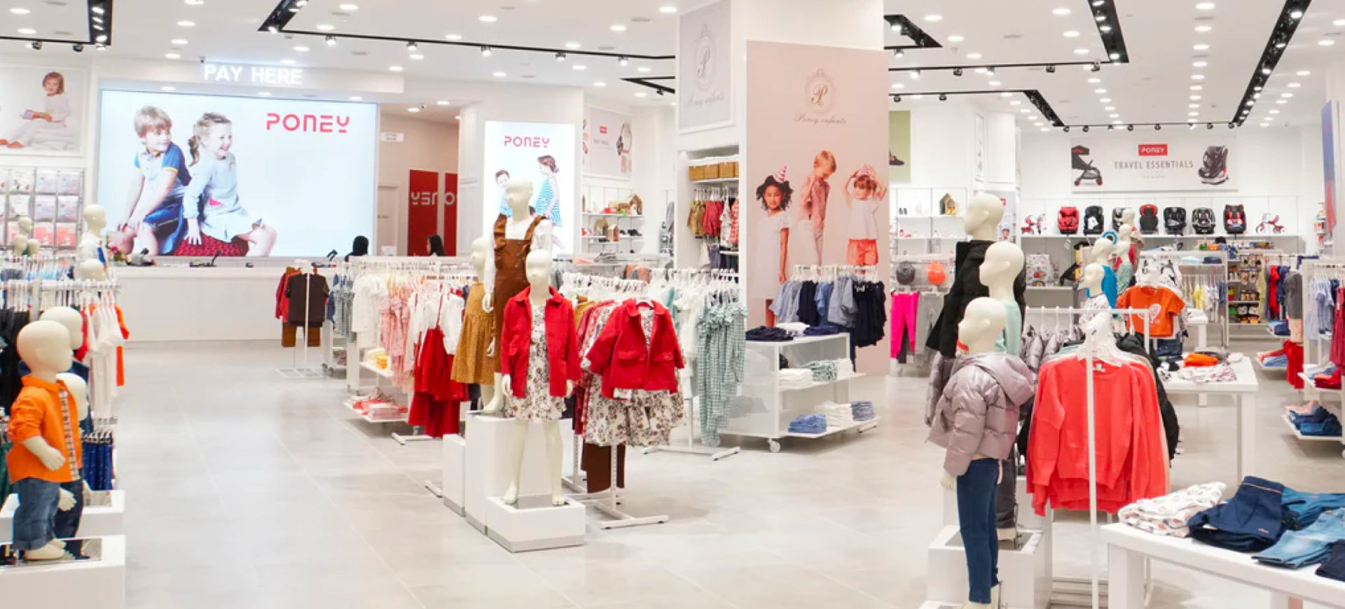 Visual representing ecommerce operations, fulfillment, or supply chain technology