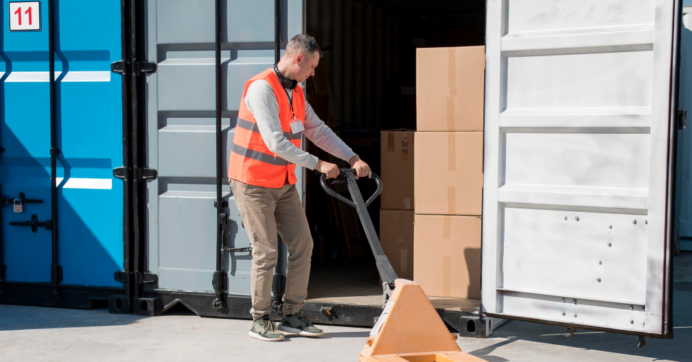 Cross-Docking: Meaning, Process and Benefits Explained